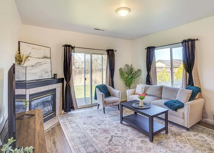 Charming Bend Home W/ Porch & Yard: Great Location